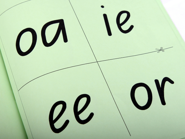 Flashcards for Early Reading and Phonics Development